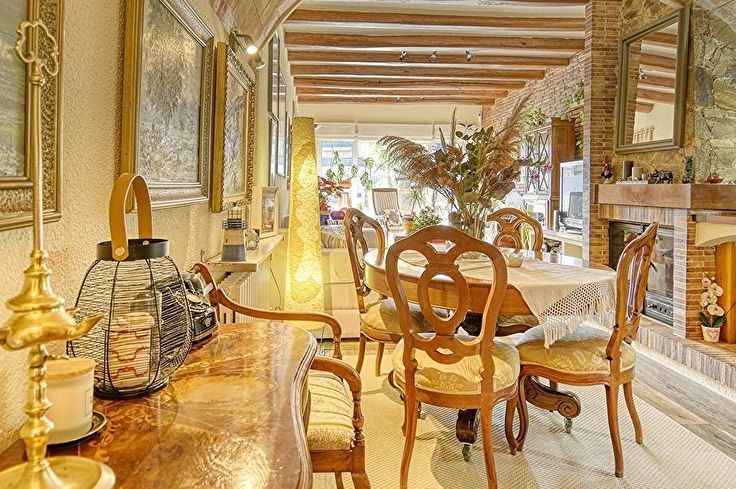 Casa de pueblo 4 dormitorios en Palafrugell - Compra - Venta