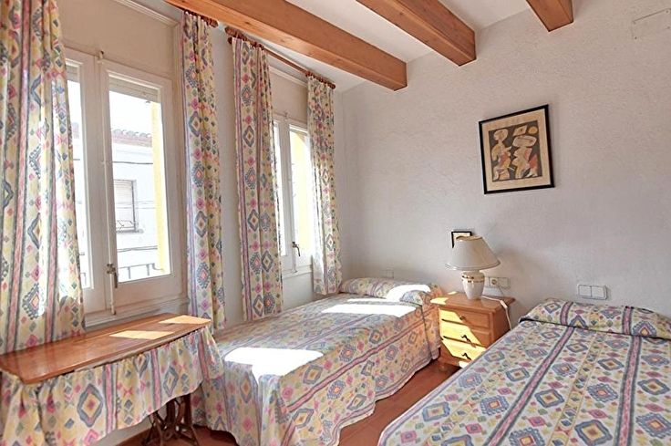 Casa de pueblo 4 dormitorios con jardín en Palafrugell - Compra - Venta