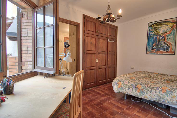 Casa 4 dormitorios con jardín en Mont-ras - Compra - Venta