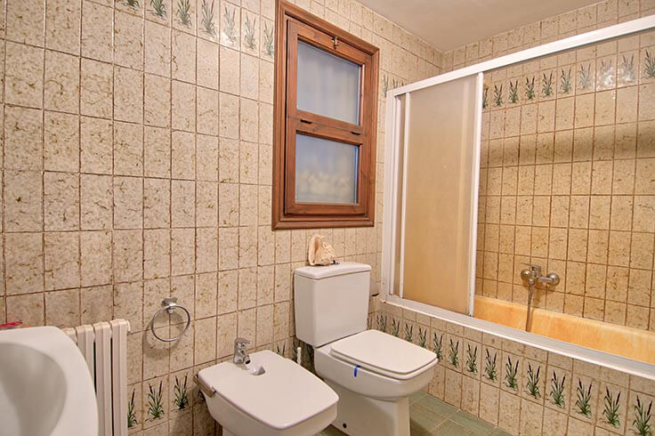 Casa 4 dormitorios con jardín en Mont-ras - Compra - Venta