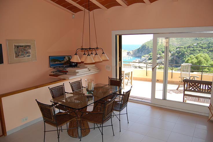 Casa pareada 3 dormitorios con Piscina, Vistas al mar, Parking y jardín en Begur - Compra - Venta