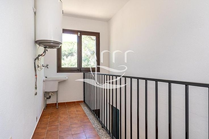 Casa individual 3 dormitorios con Aire acondicionado en Begur - Compra - Venta