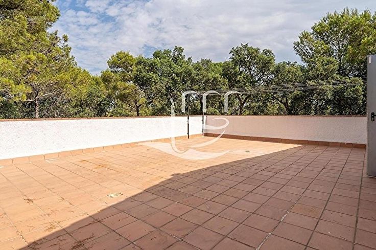 Casa individual 3 dormitorios con Aire acondicionado en Begur - Compra - Venta