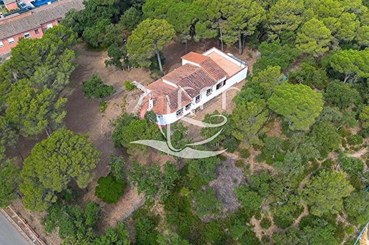 Casa individual 3 dormitorios con Aire acondicionado en Begur - Compra - Venta