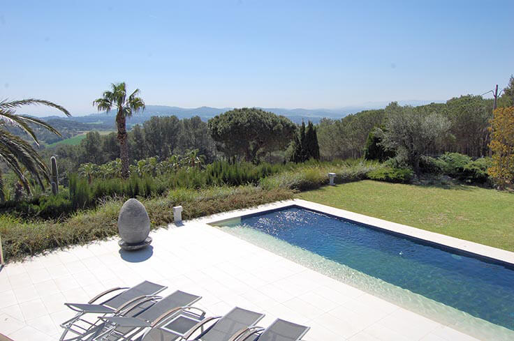 Chalet 4 dormitorios con Piscina, Vistas al mar, Aire acondicionado y jardín en Begur - Compra - Venta