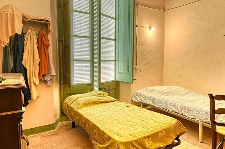 Casa de pueblo 5 dormitorios en Begur - Compra - Venta