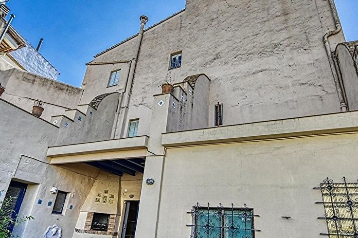 Casa de pueblo 5 dormitorios en Begur - Compra - Venta