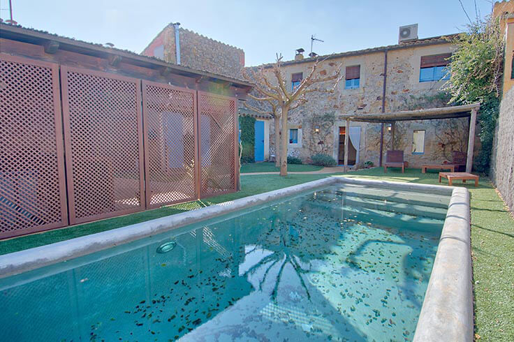 Casa de pueblo 3 dormitorios con Piscina, Parking, Barbacoa y jardín en Pals - Compra - Venta