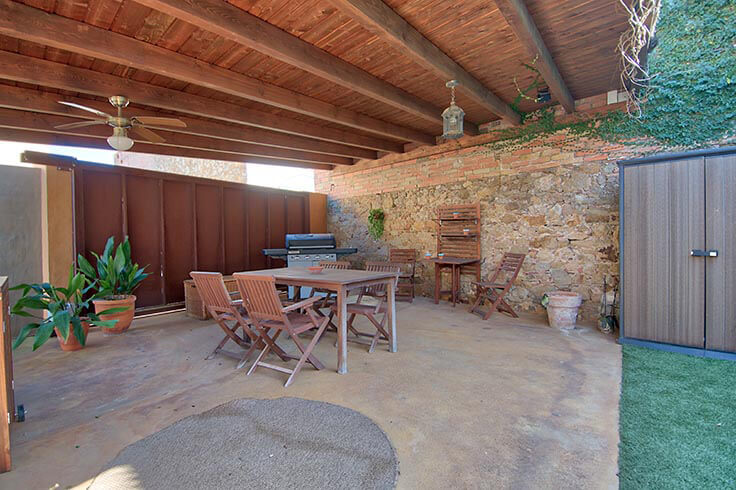 Casa de pueblo 3 dormitorios con Piscina, Parking, Barbacoa y jardín en Pals - Compra - Venta
