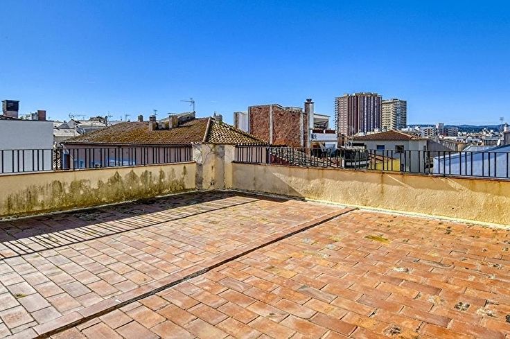 Casa de pueblo 4 dormitorios en Palamós - Compra - Venta
