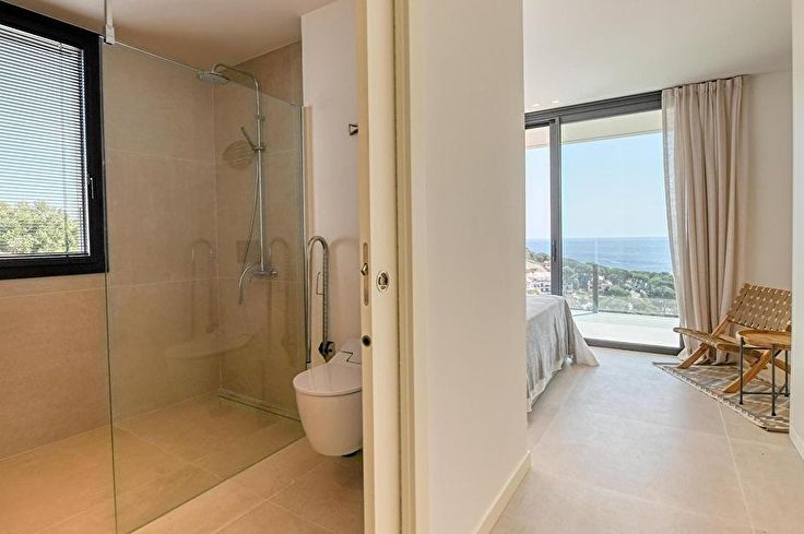 Chalet 4 dormitorios con Piscina, Wifi, Parking, Barbacoa y jardín en Calella de Palafrugell - Alquiler Temporada