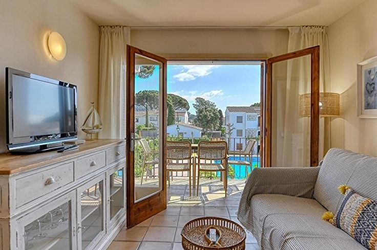 Apartamento 2 dormitorios con Piscina, Wifi y jardín en Calella de Palafrugell - Alquiler Vacacional - Turístico