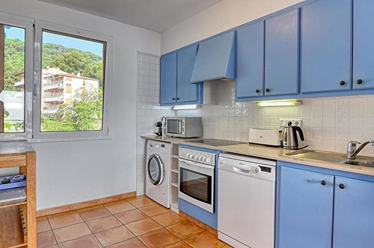 Apartamento 2 dormitorios con Piscina, Vistas al mar, Wifi, Parking y jardín en Calella de Palafrugell - Alquiler Vacacional - Turístico