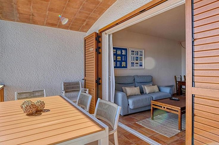 Apartamento 2 dormitorios con Piscina, Vistas al mar, Wifi, Parking y jardín en Calella de Palafrugell - Alquiler Vacacional - Turístico