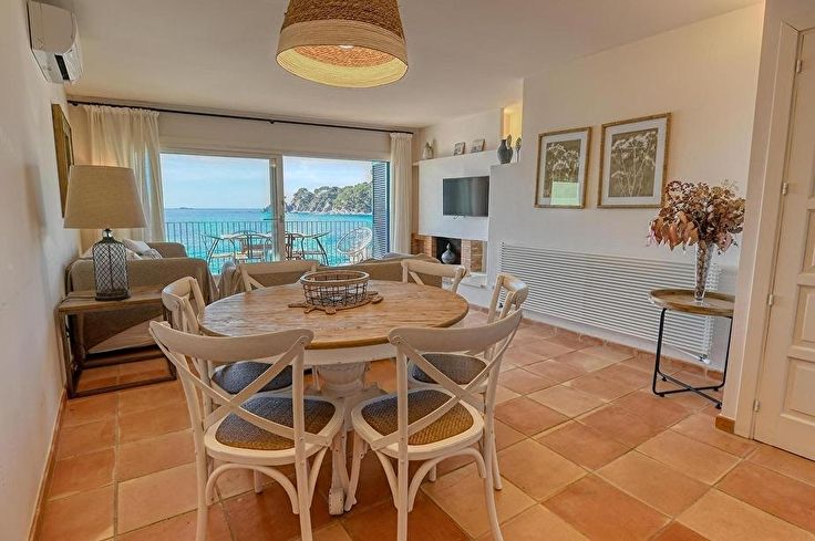 Apartamento 3 dormitorios con Vistas al mar, Wifi y Parking en Calella de Palafrugell - Alquiler Vacacional - Turístico