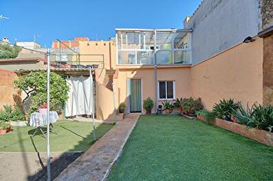 Casa de poble a Palafrugell - Compra - Venda