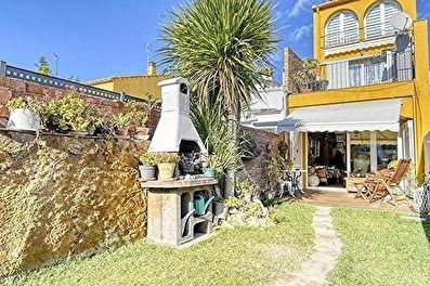 Casa de poble a Palafrugell - Compra - Venda