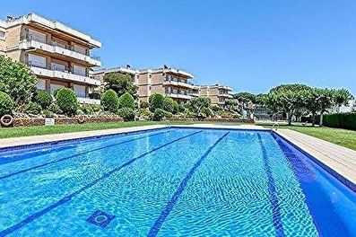 Apartamento con Piscina, Vistas al mar, Parking y jardín en Calella de Palafrugell - Compra - Venta