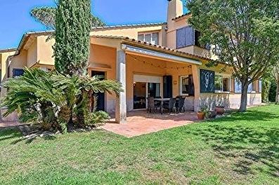 Casa con Parking en Calella de Palafrugell - Compra - Venta