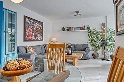 Apartamento con Piscina, Parking y jardín en Tamariu - Compra - Venta