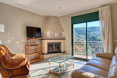 Casa individual con Piscina, Parking y jardín en Begur - Compra - Venta
