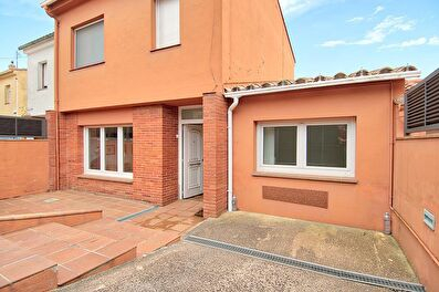 Casa adosada con Parking en Palafrugell - Compra - Venta