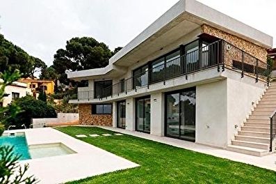 Casa individual en Begur - Compra - Venta