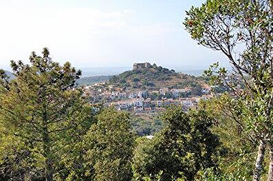 Parcela con jardín en Begur - Compra - Venta