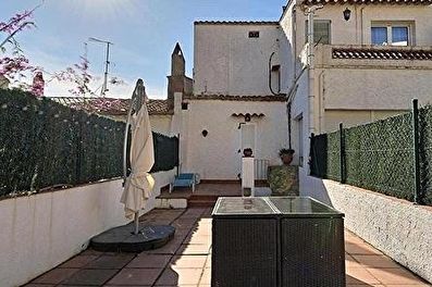 Casa de pueblo con jardín en Begur - Compra - Venta
