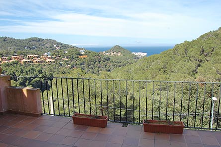 Casa pareada con Piscina y Vistas al mar en Begur - Compra Venta
