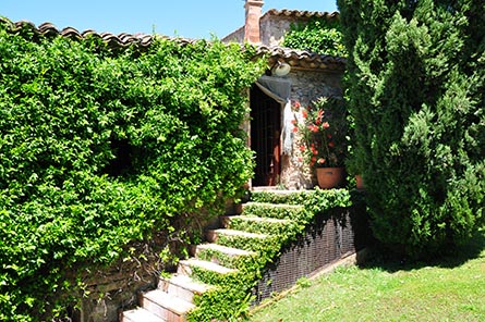 MasÃ­Â­a con Piscina en VILAUR - Compra Venta