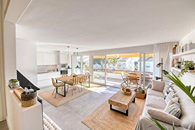 Agréable appartement confortable, avec piscine communautaire.