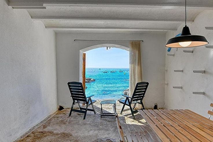 Apartment with private boat house