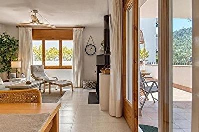 Wohnung mit Schwimmbad, Parken und Garten auf Tamariu - Kaufen - verkaufen