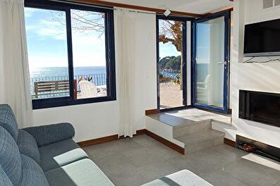 Apartament amb Vistes al mar, Wifi i Pàrquing a Calella de Palafrugell - Lloguer Temporada