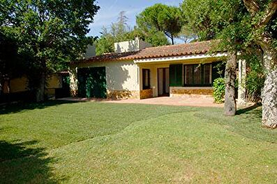 Casa amb Piscina i jardí a Calella de Palafrugell - Lloguer Temporada