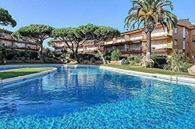 Apartament amb Pàrquing i jardí a Calella de Palafrugell - Lloguer Temporada