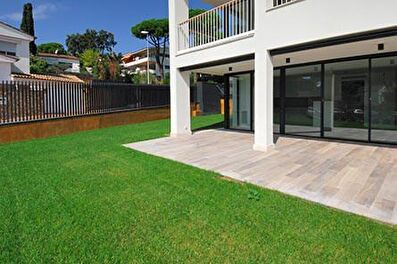 Apartament amb Piscina, Pàrquing i jardí a Calella de Palafrugell - Lloguer Temporada