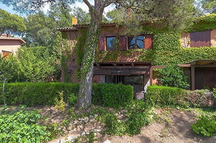 Casa aparellada 3 dormitoris amb Piscina a Llafranc - Lloguer Temporada