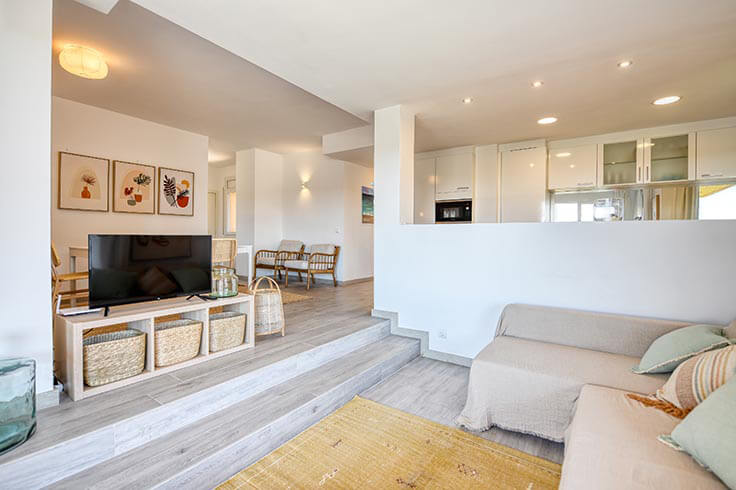 Apartament 3 dormitoris amb Piscina, Vistes al mar i Pàrquing a Calella de Palafrugell - Lloguer Vacacional - Turístic