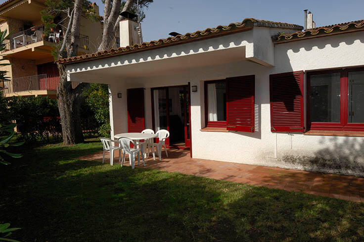 Casa aparellada 2 dormitoris amb jardí a Calella de Palafrugell - Lloguer Temporada
