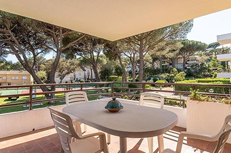 Apartament 3 dormitoris amb Pàrquing i jardí a Calella de Palafrugell - Lloguer Temporada