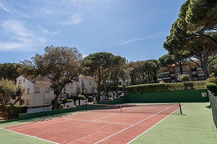 Apartament 3 dormitoris amb Pàrquing i jardí a Calella de Palafrugell - Lloguer Temporada