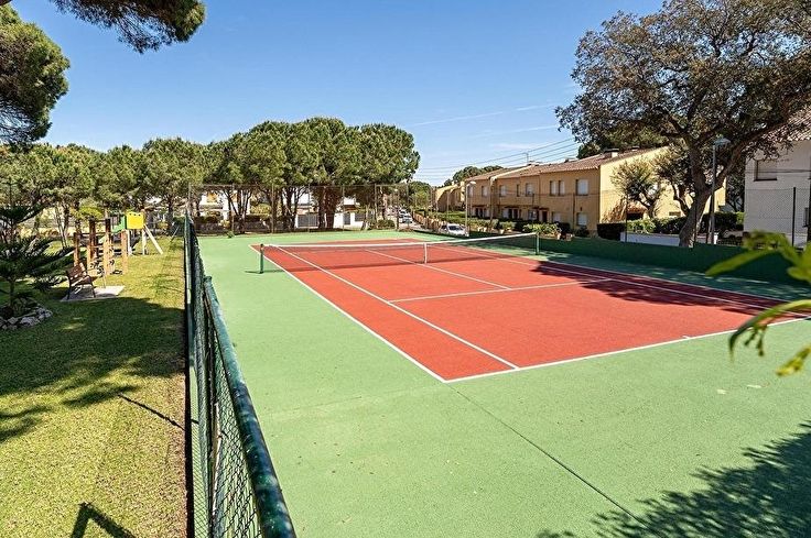 Apartament 3 dormitoris amb Pàrquing i jardí a Calella de Palafrugell - Lloguer Temporada