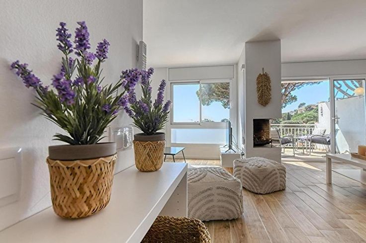 Apartament 4 dormitoris amb Piscina, Vistes al mar, Pàrquing i jardí a Calella de Palafrugell - Lloguer Temporada