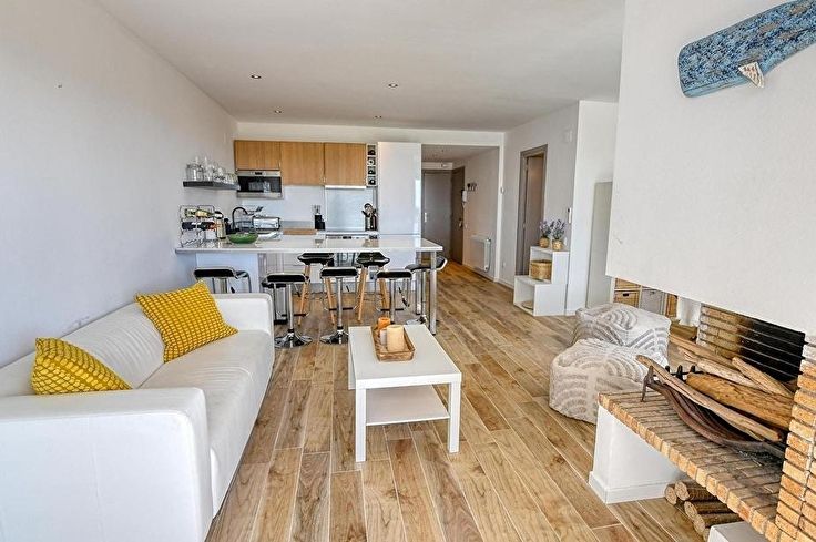 Apartament 4 dormitoris amb Piscina, Vistes al mar, Pàrquing i jardí a Calella de Palafrugell - Lloguer Temporada