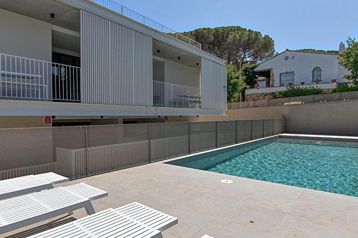 Apartament 3 dormitoris amb Piscina, Wifi, Pàrquing i jardí a Calella de Palafrugell - Lloguer Temporada