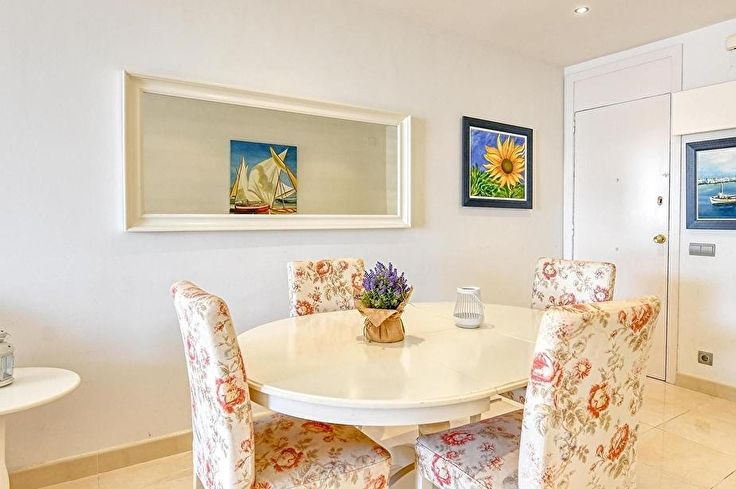 Apartament 3 dormitoris amb Piscina, Vistes al mar, Aire condicionat, Pàrquing i jardí a Calella de Palafrugell - Lloguer Vacacional - Turístic