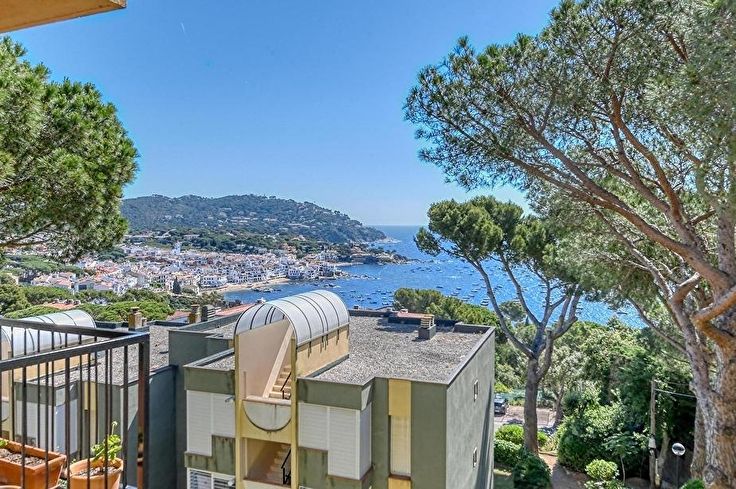 Apartament 3 dormitoris amb Piscina, Vistes al mar i jardí a Calella de Palafrugell - Lloguer Vacacional - Turístic