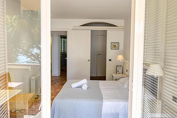 Apartament 3 dormitoris amb Piscina, Vistes al mar i jardí a Calella de Palafrugell - Lloguer Vacacional - Turístic